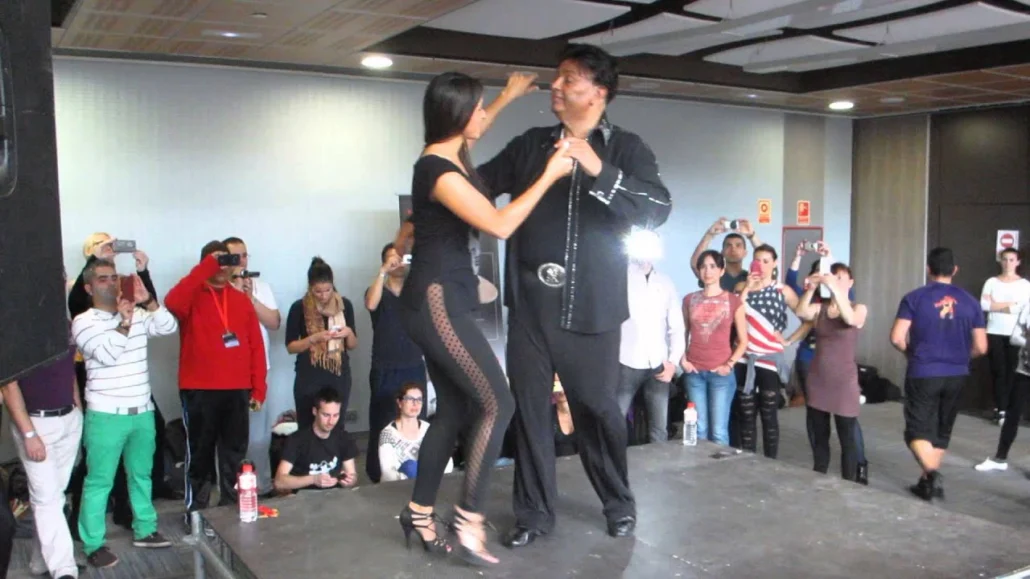 EDDIE TORRES Y SHANI TALMOR TALLER FIGURA en el FESTIVAL I CON SENTIMIENTO DE MADRID 06 12 2013 — школа танцев Палладиум, Краснодар